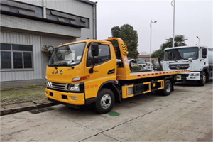 钦北车辆公路救援