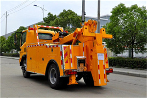 钦北高速路拖车费